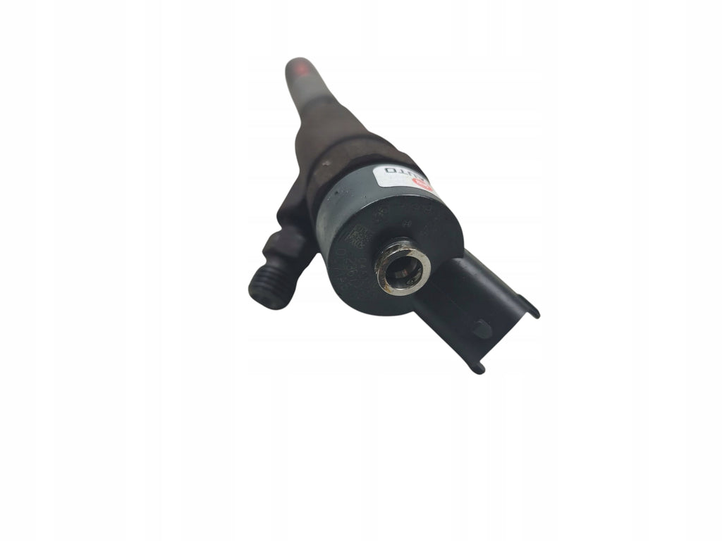 TOYOTA AURIS I E15 YARIS II COROLLA E12 E15 1.4 D4D 23670-33040 INJECTOR