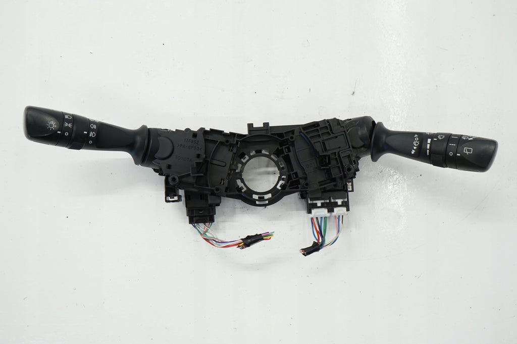 TOYOTA AURIS II E18 LIFT SWITCH COMBINED HANDLE 02730-17F850