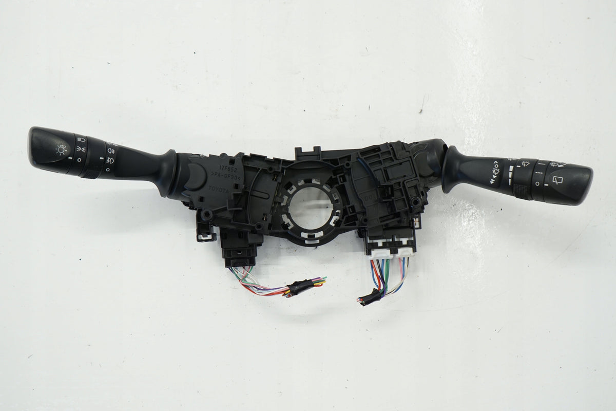 TOYOTA AURIS II E18 LIFT SWITCH COMBINED HANDLE 02730-17F850