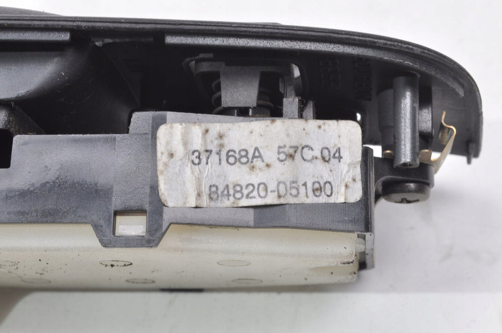 TOYOTA AVENSIS II T25 PANEL WINDOW LOWERING BUTTON 84802-05210-B0