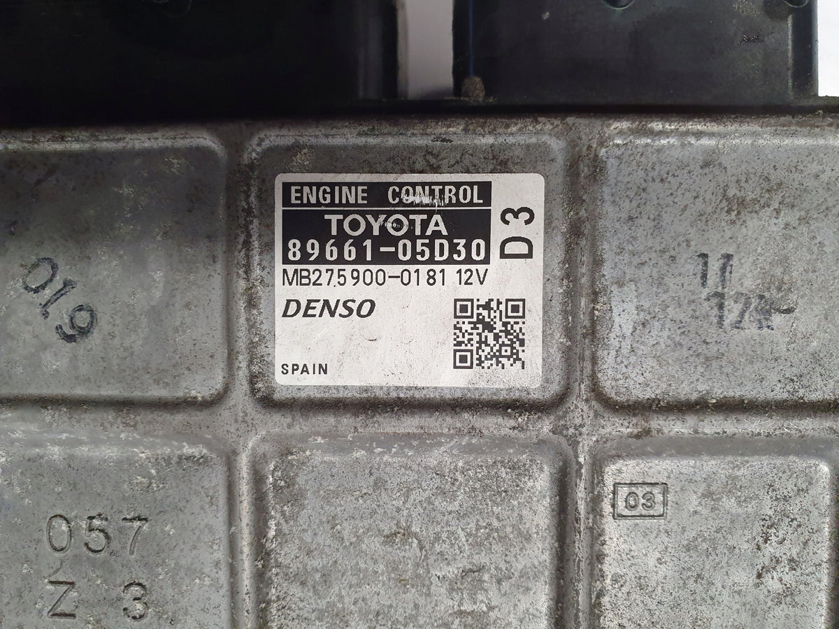 TOYOTA AVENSIS T27 ENGINE CONTROLLER 2.0 D4D 89661-05D30