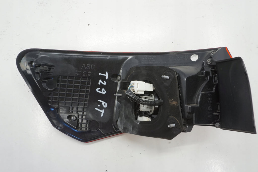 TOYOTA AVENSIS T27 LIFT T29 SEDAN LAMP RIGHT REAR LED 81550-05300