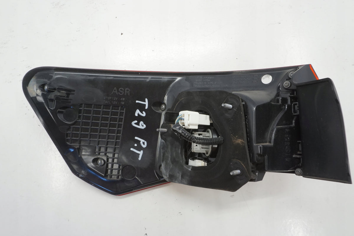 TOYOTA AVENSIS T27 LIFT T29 SEDAN LAMP RIGHT REAR LED 81550-05300
