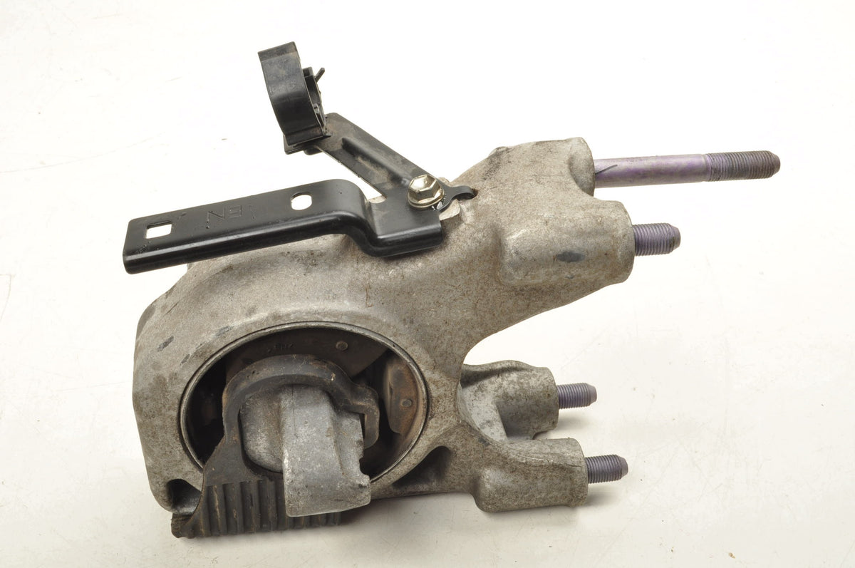 TOYOTA BZ4X PAW ENGINE CUSHION 24R
