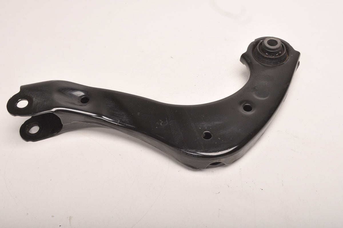 TOYOTA C-HR II CONTROL ARM RIGHT REAR 25R