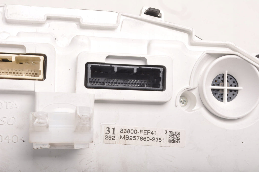 TOYOTA COROLLA E21 COUNTER CLOCKS ENGLISHMAN 83800-FEP41