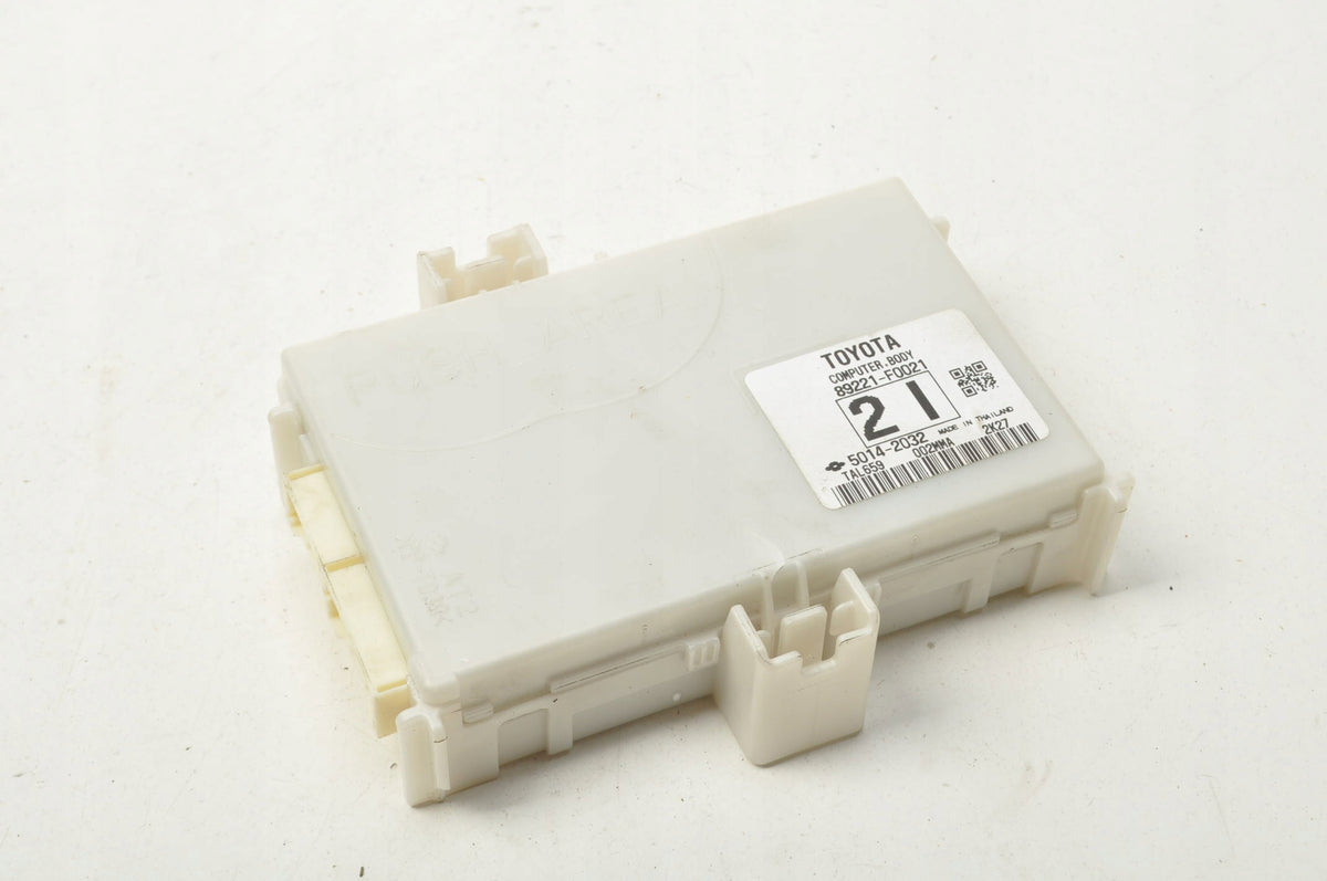 TOYOTA HILUX VIII MODULE DRIVER 89221-F0021