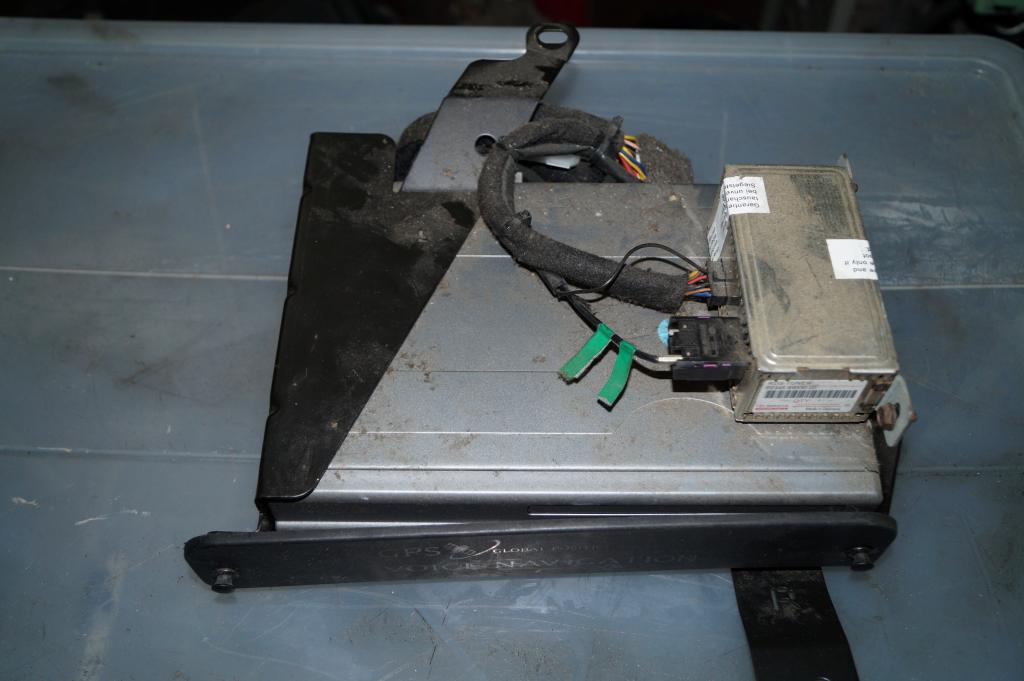 TOYOTA NAVIGATION COMPUTER AVENSIS T25 0866200840