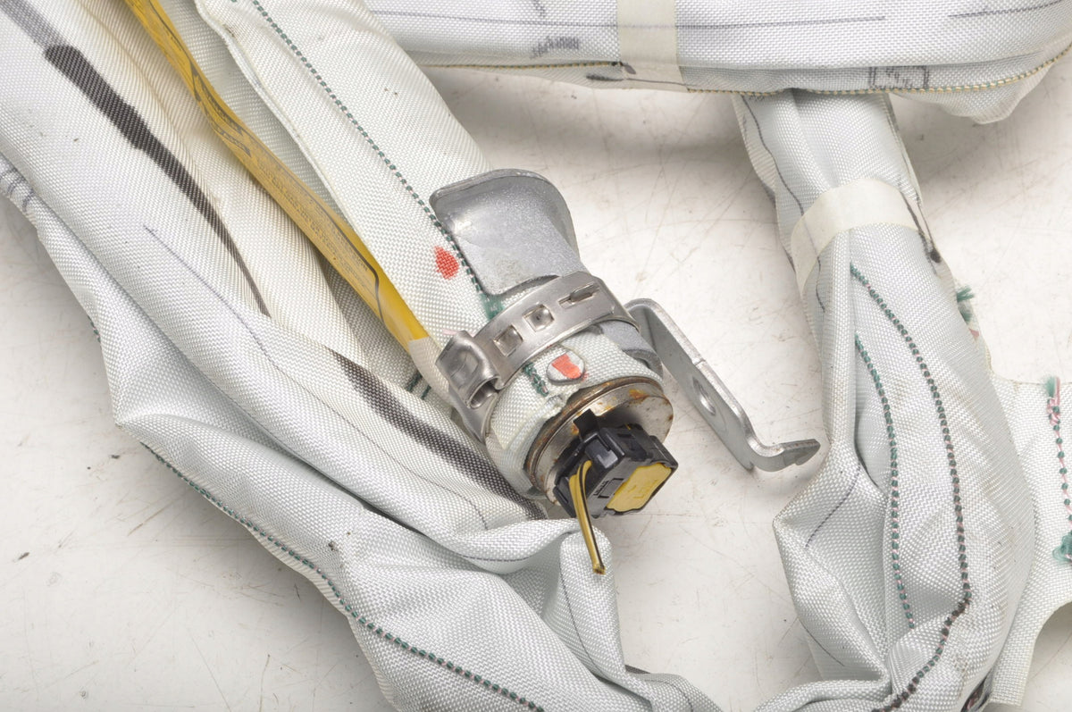 TOYOTA PRIUS III CURTAIN AIRBAG RIGHT