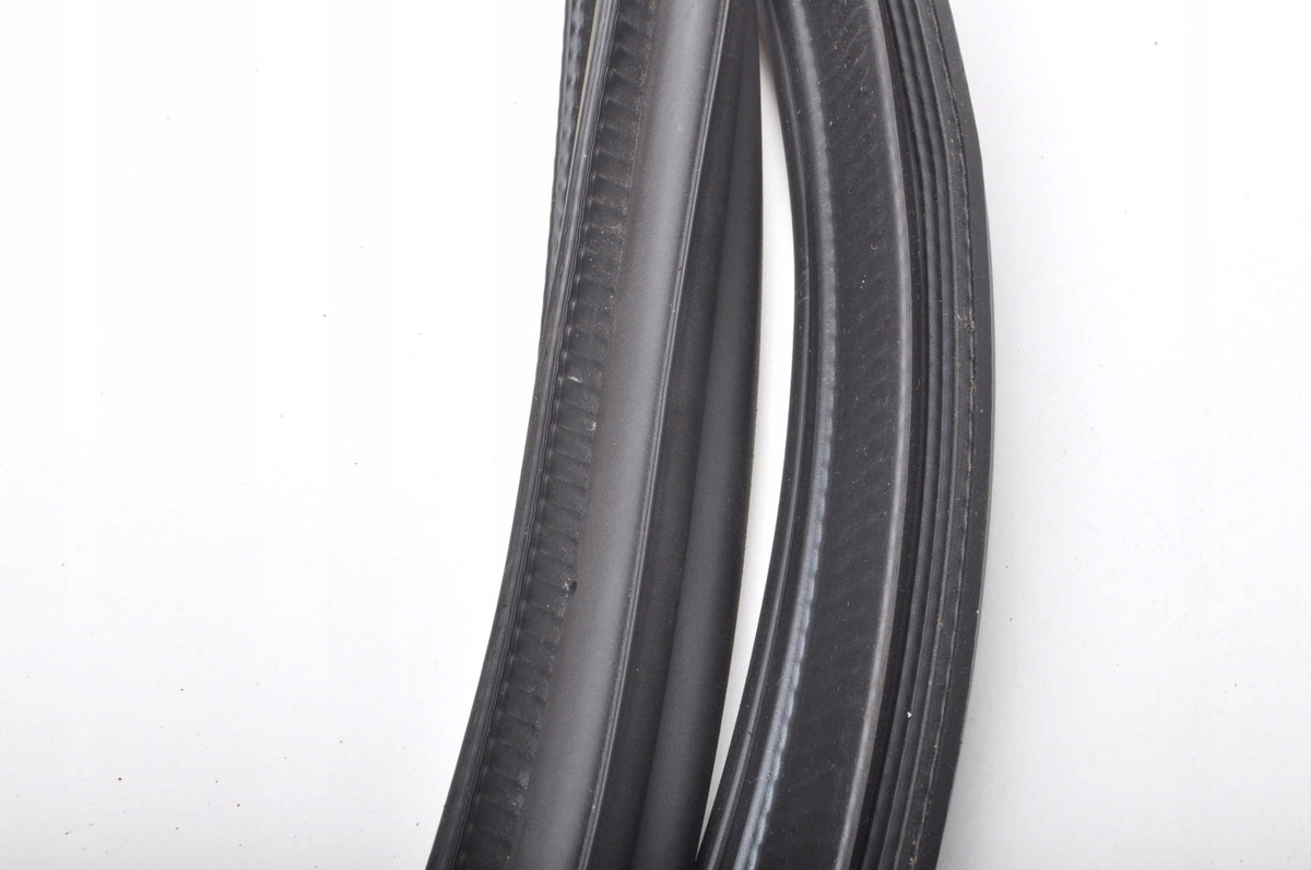 TOYOTA SUPRA MK5 GR FLAP SEAL 23R 881141509