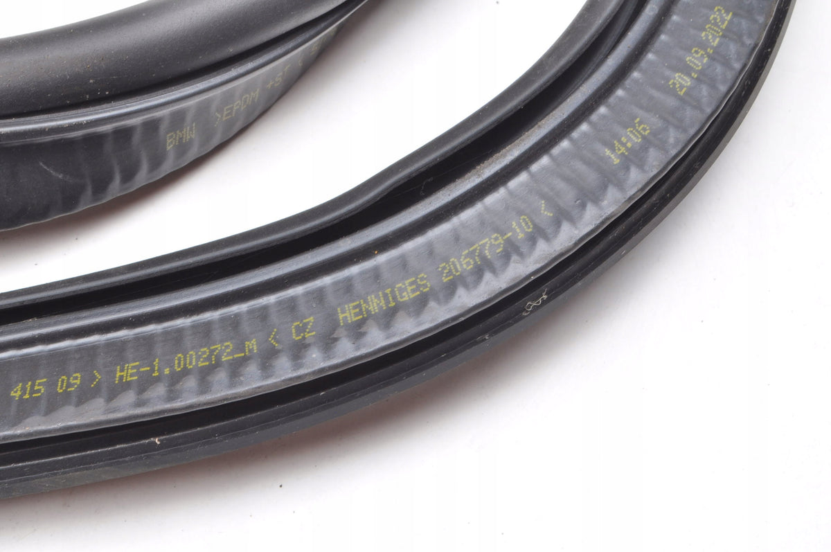 TOYOTA SUPRA MK5 GR FLAP SEAL 23R 881141509