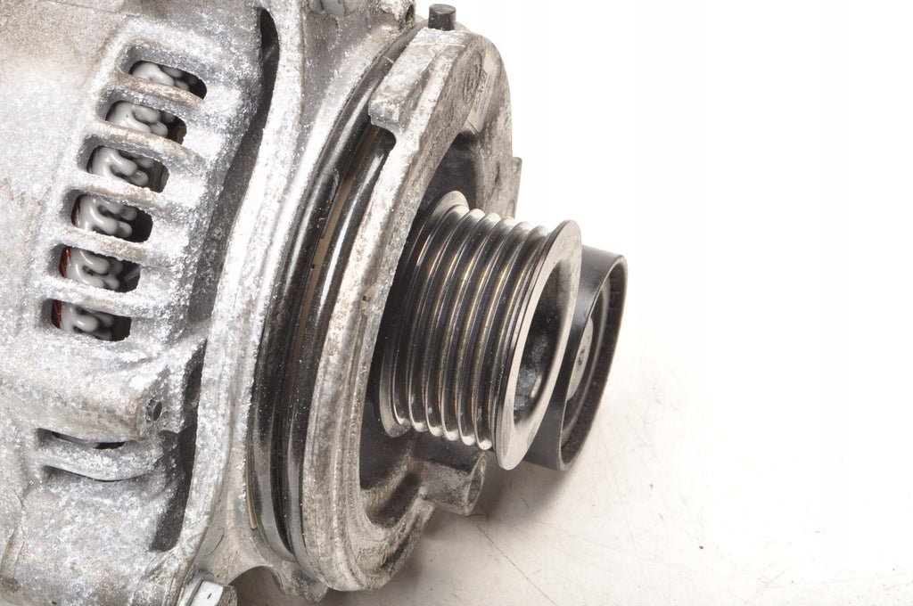 TOYOTA SUPRA V MK5 3.0 24V GR 340KM ALTERNATOR 8654280