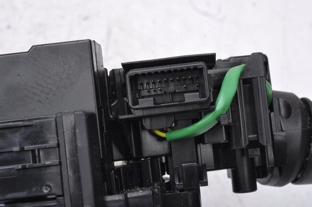TOYOTA YARIS III COMBINED SWITCH 0D300 17F938
