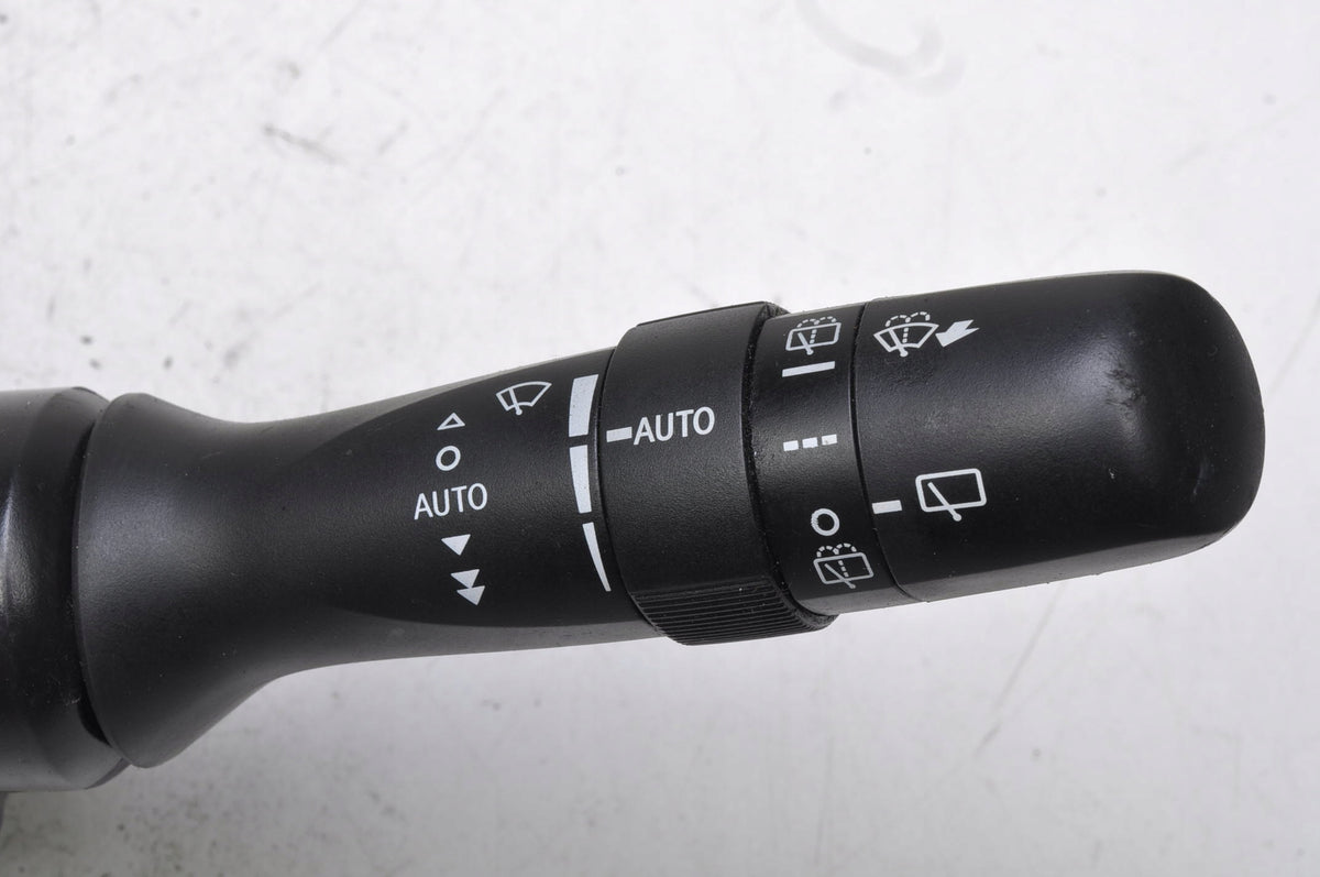 TOYOTA YARIS III COMBINED SWITCH 0D300 17F938