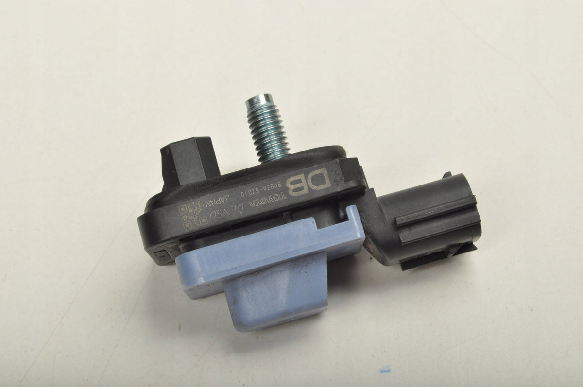 TOYOTA YARIS IV IMPACT SENSOR 8983A-52010
