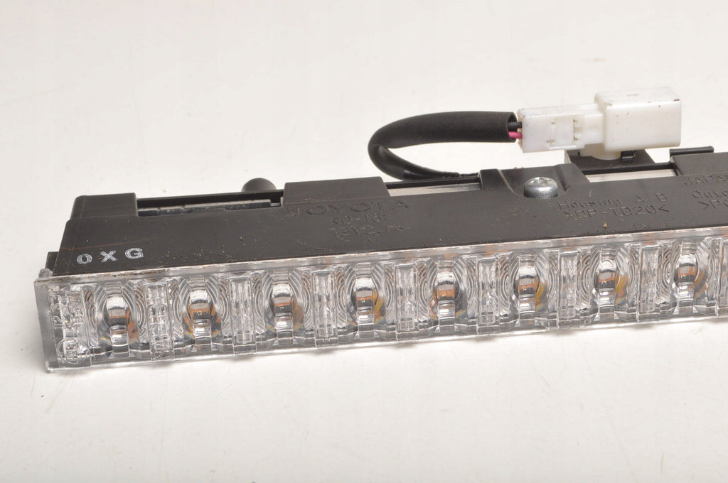 TOYOTA YARIS IV LIGHT STOP LAMP