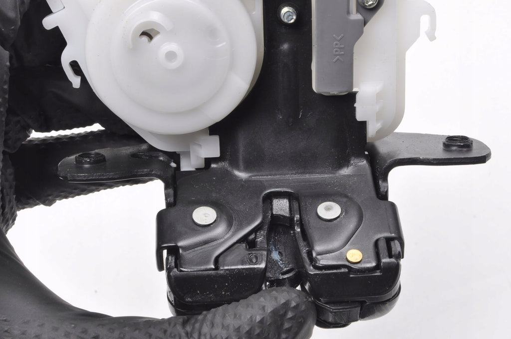 TOYOTA YARIS IV TAILGATE LOCK