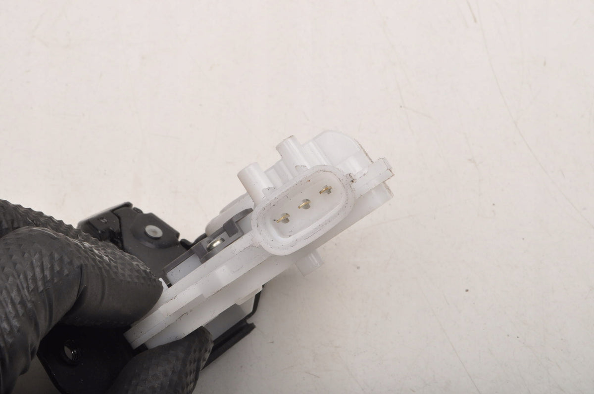 TOYOTA YARIS IV TAILGATE LOCK