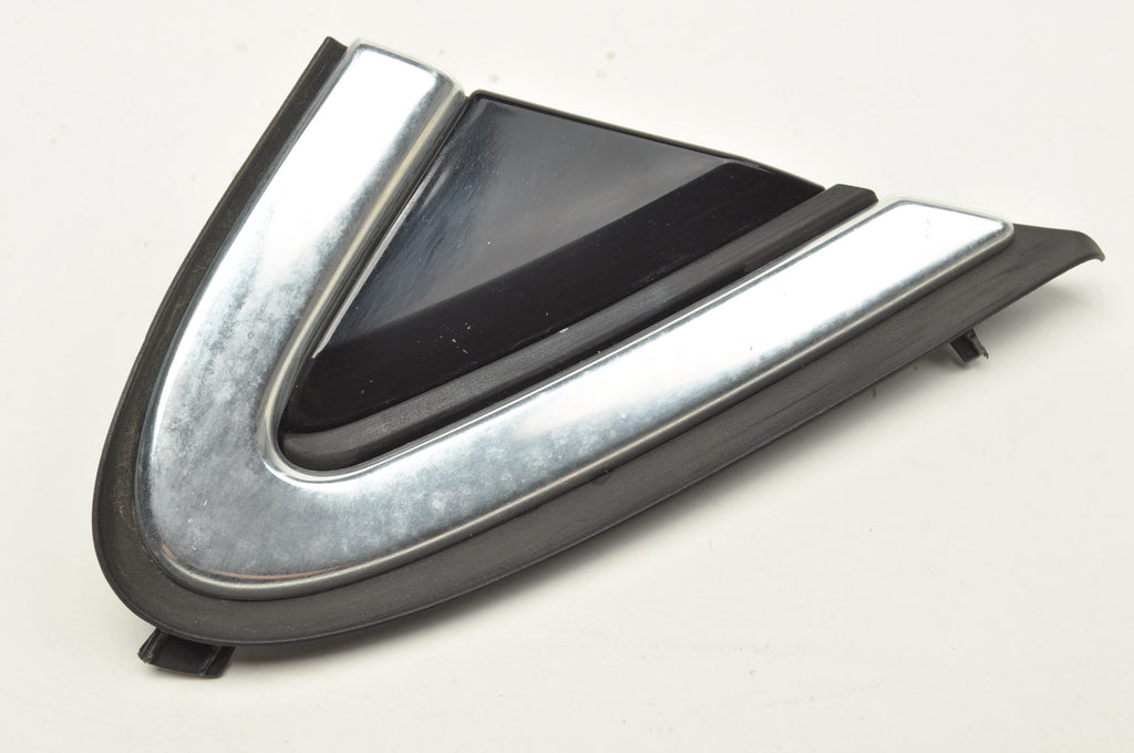 TRIANGLE CAP RIGHT VOLVO V40 II 31349230
