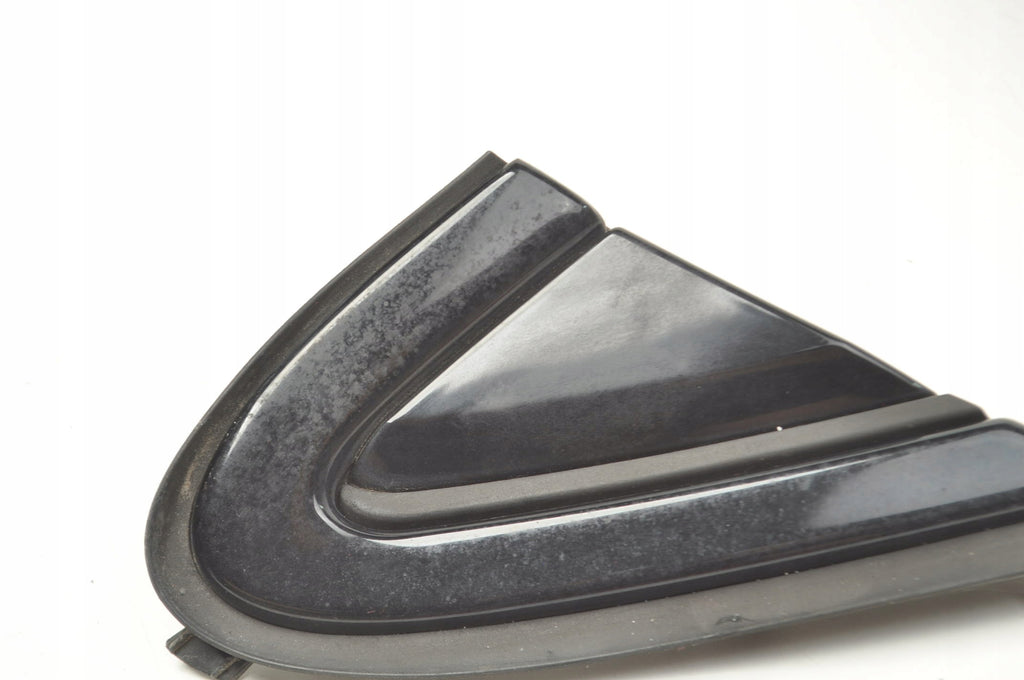 TRIANGLE FENDER GUARD RIGHT VOLVO V40 31349230