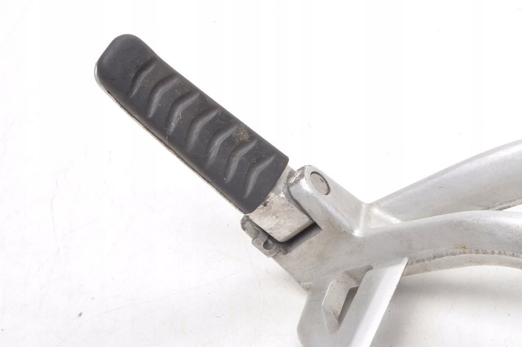 TRIUMPH TIGER 1050 SET FOOTREST LEFT