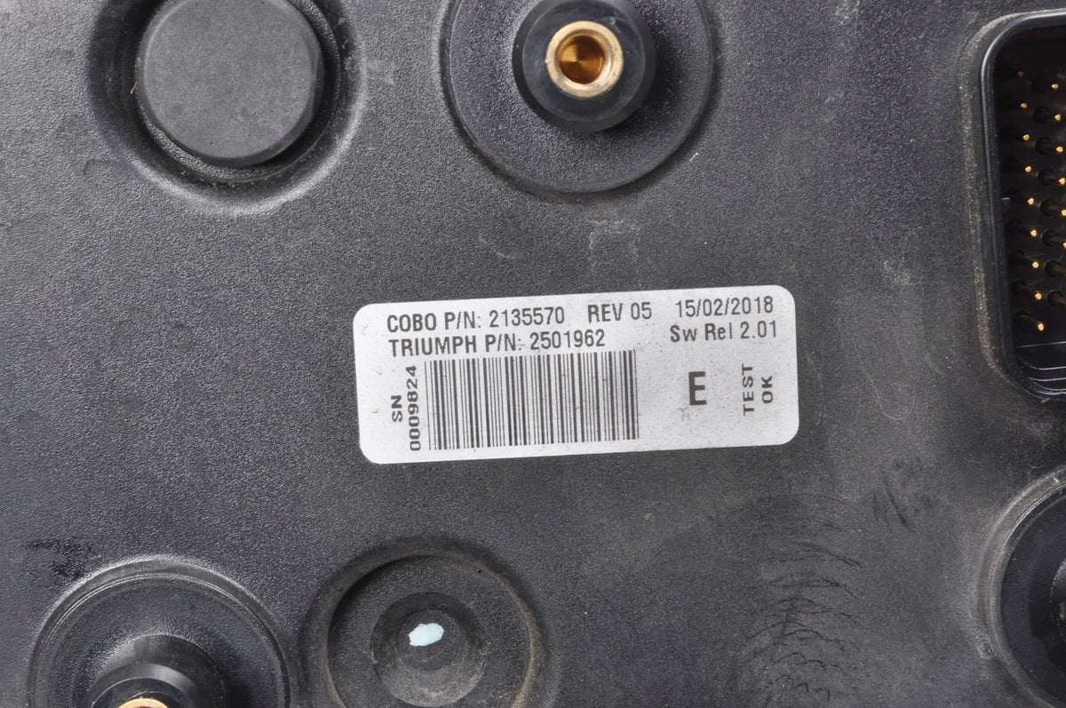 TRIUMPH TIGER 800 COUNTER CLOCKS 2135570 2501962