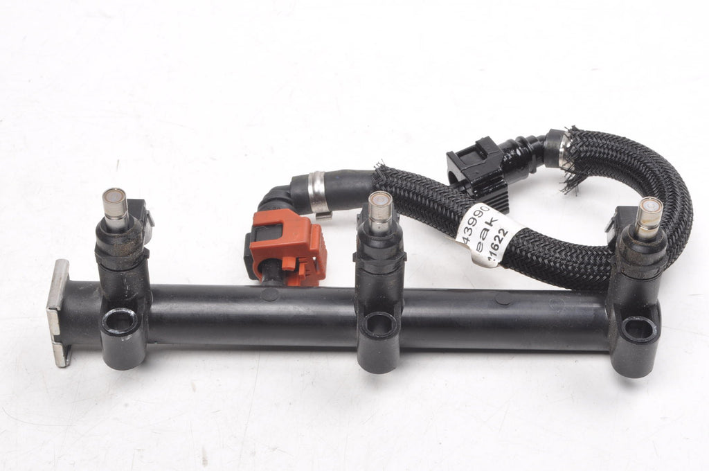 TRIUMPH TRIDENT 660 INJECTION RAIL INJECTION 1243990 MK04