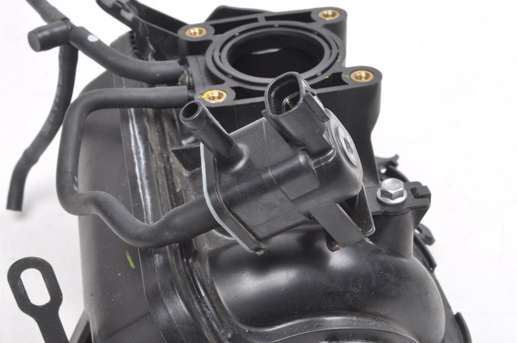 TRIUMPH TRIDENT 660 SUCTION MANIFOLD 22M13P 1247001