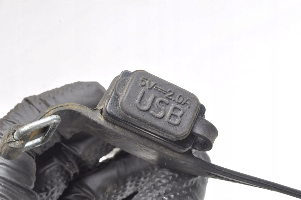 TRIUMPH TRIDENT INPUT USB SOCKET 21R 2501419 2501756