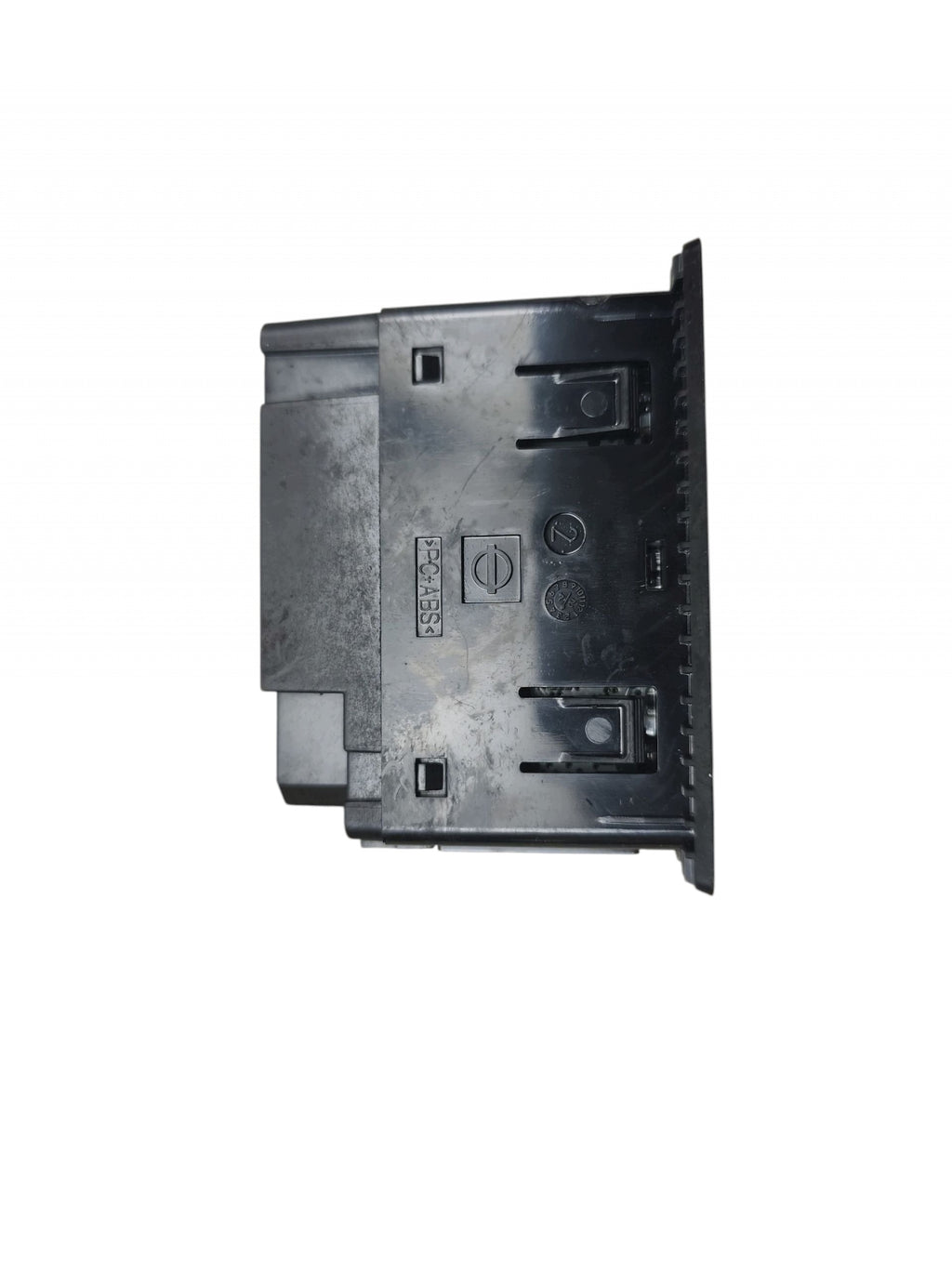 USB PORT SOCKET NISSAN QASHQAI J12 284H37JA0A