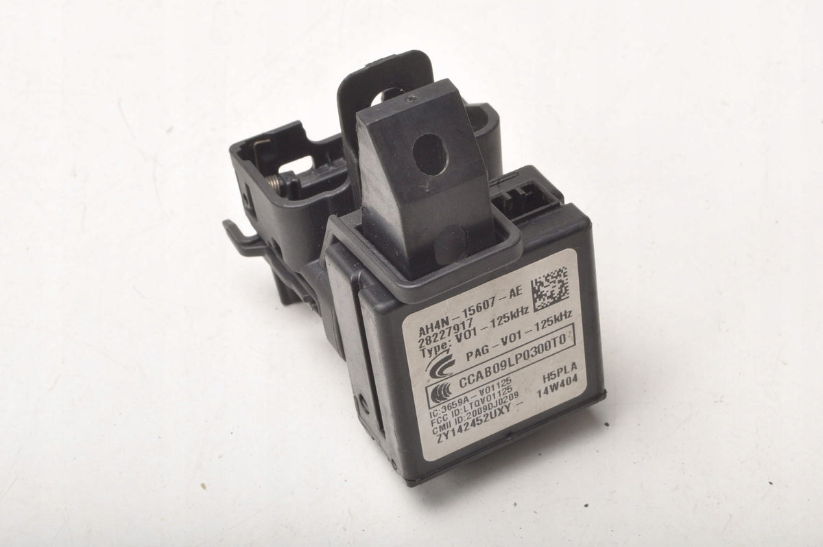 V40 II IGNITION SWITCH KEY 30659639 AH4N-15607-AE