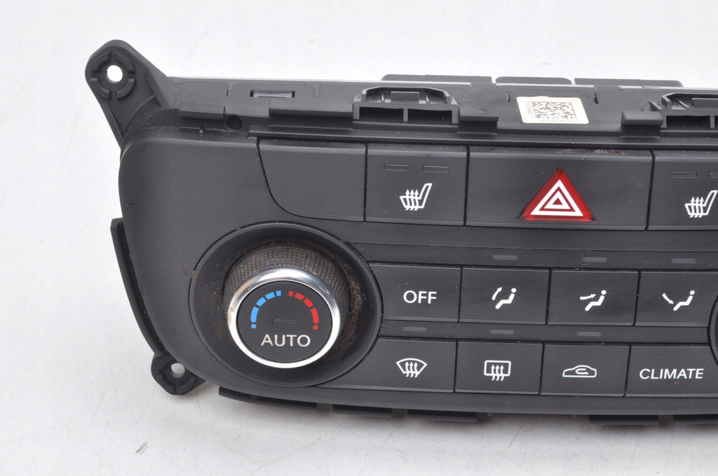 VENGA PANEL AIR CONDITIONING SWITCH MULLED SEATS 97250-1P620 93730-1P000