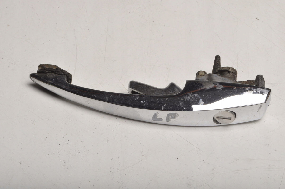 VOLKSWAGEN BEETLE 1300 DOOR HANDLE EXTERIOR LEFT FRONT