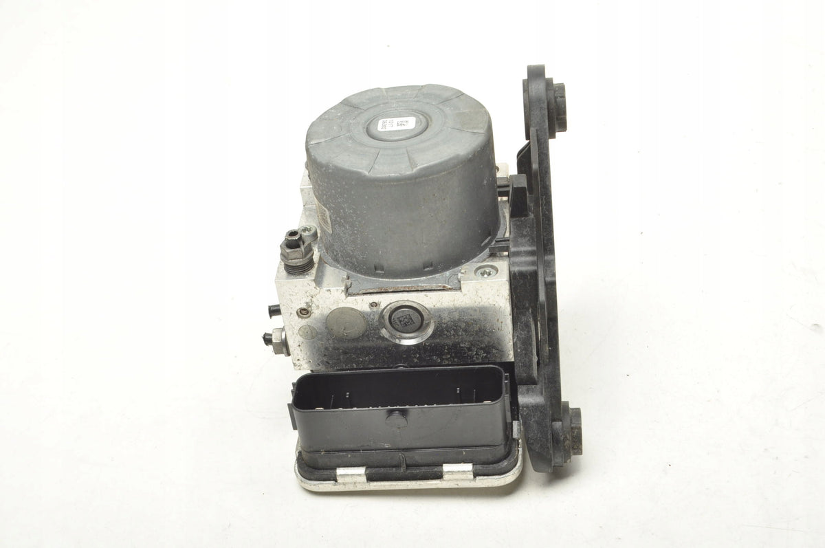 VOLKSWAGEN GOLF VII 1.5 TSI PUMP ABS 5Q0614517EF