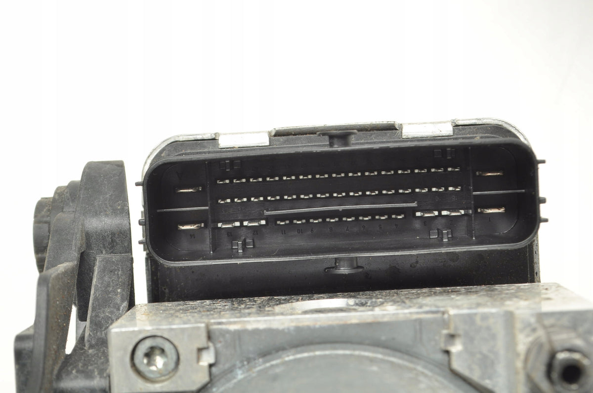 VOLKSWAGEN GOLF VII 1.5 TSI PUMP ABS 5Q0614517EF