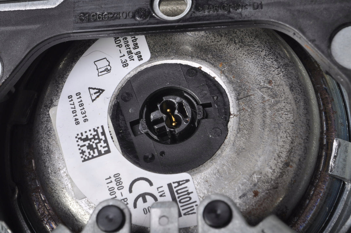 VOLKSWAGEN GOLF VII AIRBAG DRIVER AIRBAG 5G0880201B