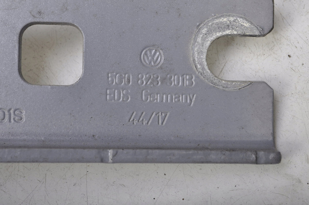 VOLKSWAGEN GOLF VII HINGE MASK 5G0823301B 5G0823302B SET