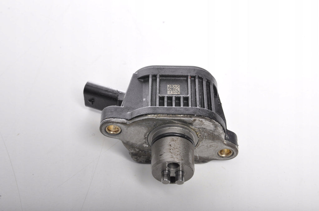 VOLKSWAGEN GOLF VIII 1.5 eTSI SOLENOID VALVE 04E906048A