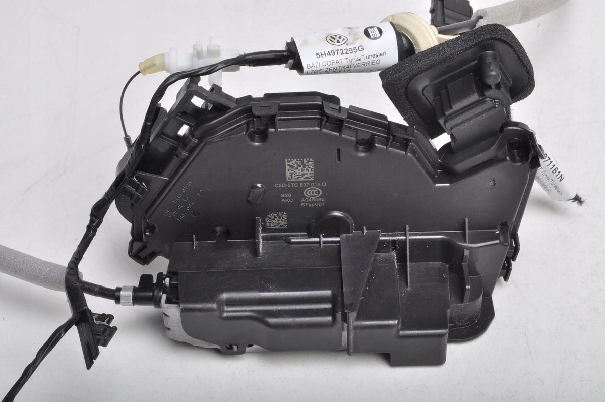 VOLKSWAGEN GOLF VIII DOOR LOCK LEFT FRONT 5TC837015D