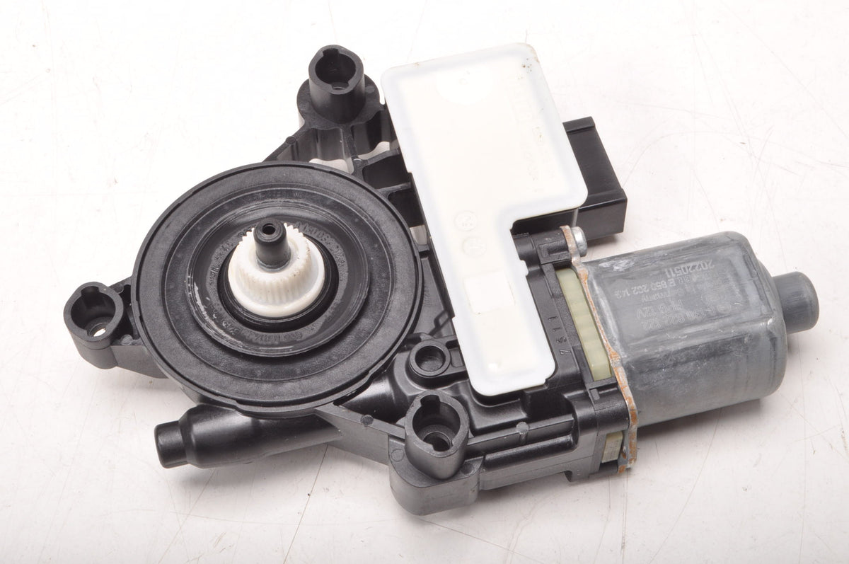 VOLKSWAGEN GOLF VIII WINDSHIELD MOTOR LEFT REAR 5Q0959408G