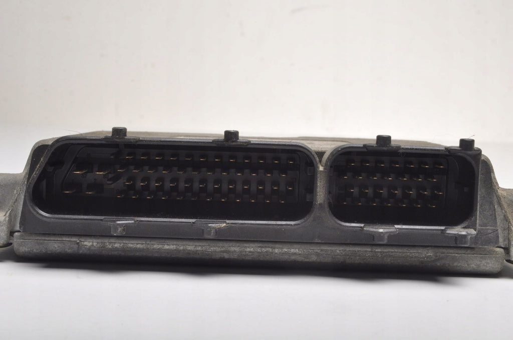 VOLKSWAGEN LUPO 1.4 16V 75HP COMPUTER ENGINE CONTROLLER 036906014D