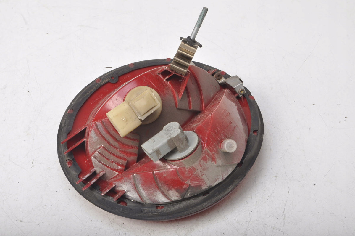 VOLKSWAGEN NEW BEETLE LAMP LEFT REAR 1C0945095D