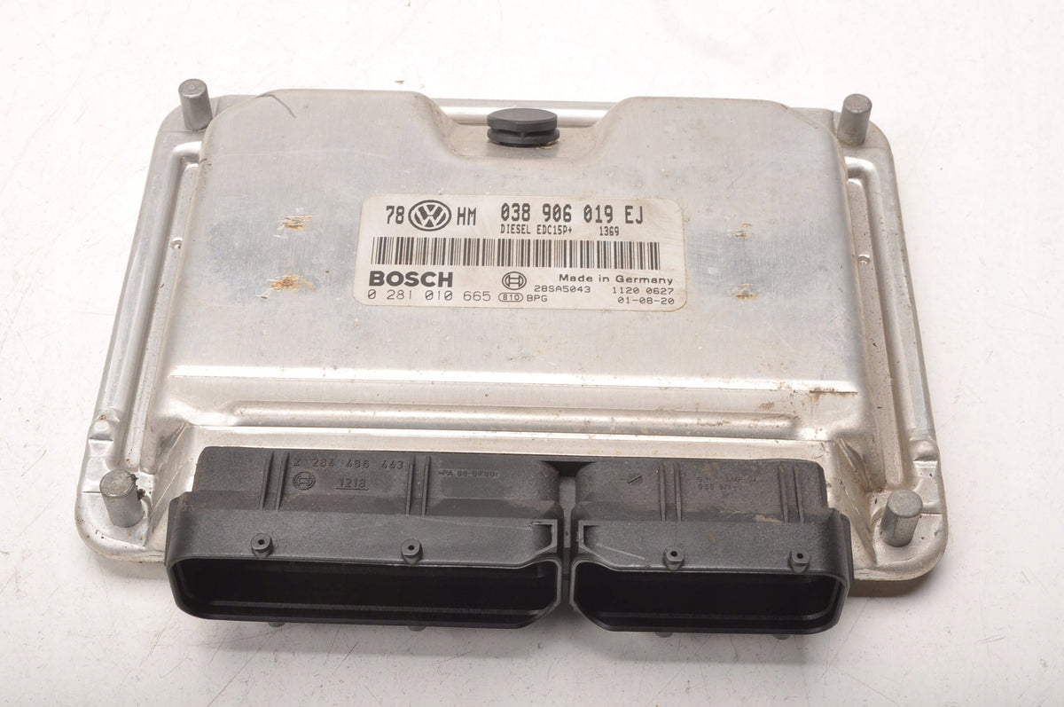 VOLKSWAGEN PASSAT B5 1.9 TDI 101 HP COMPUTER ENGINE CONTROLLER 038906019EJ