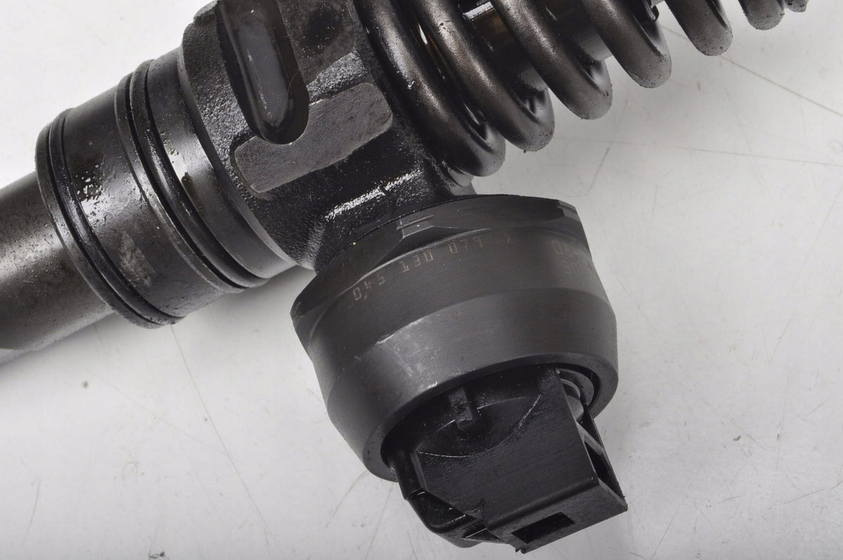 VOLKSWAGEN PASSAT B5 1.9 TDI PUMP INJECTION 045130079X