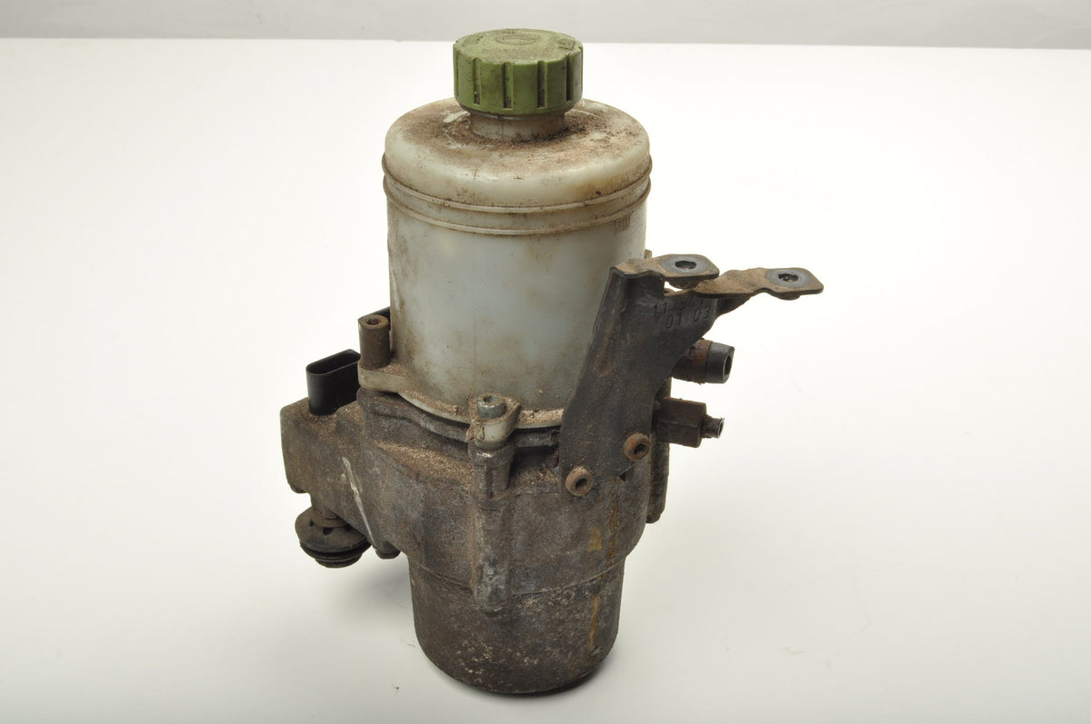 VOLKSWAGEN PASSAT B6 2.0 TDI POWER STEERING PUMP 6Q0423371A