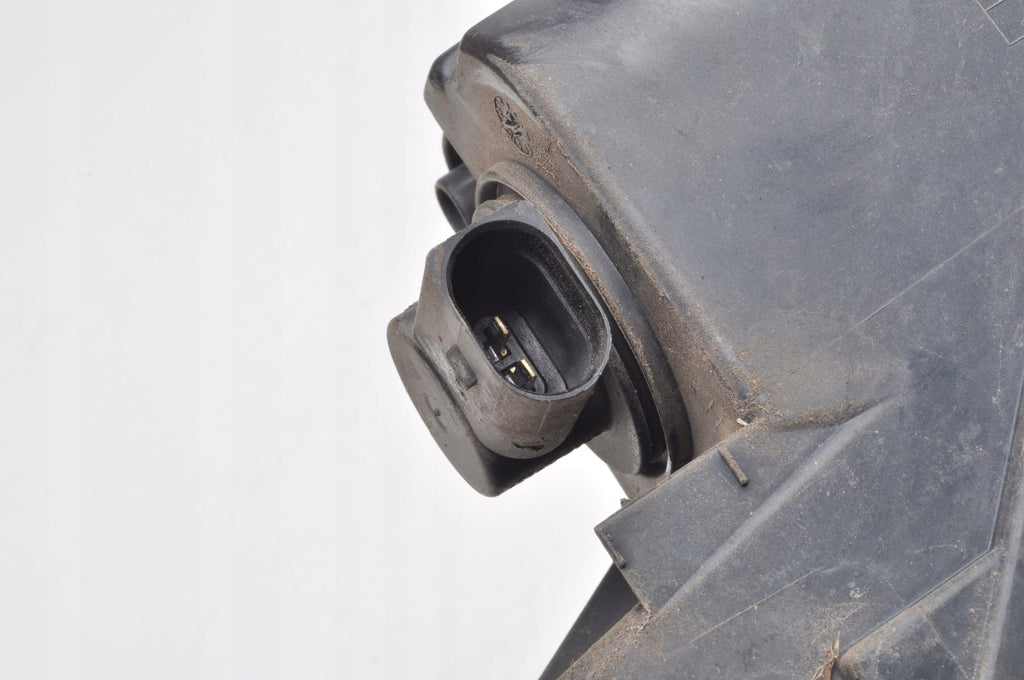 VOLKSWAGEN PASSAT B7 HALOGEN LEFT