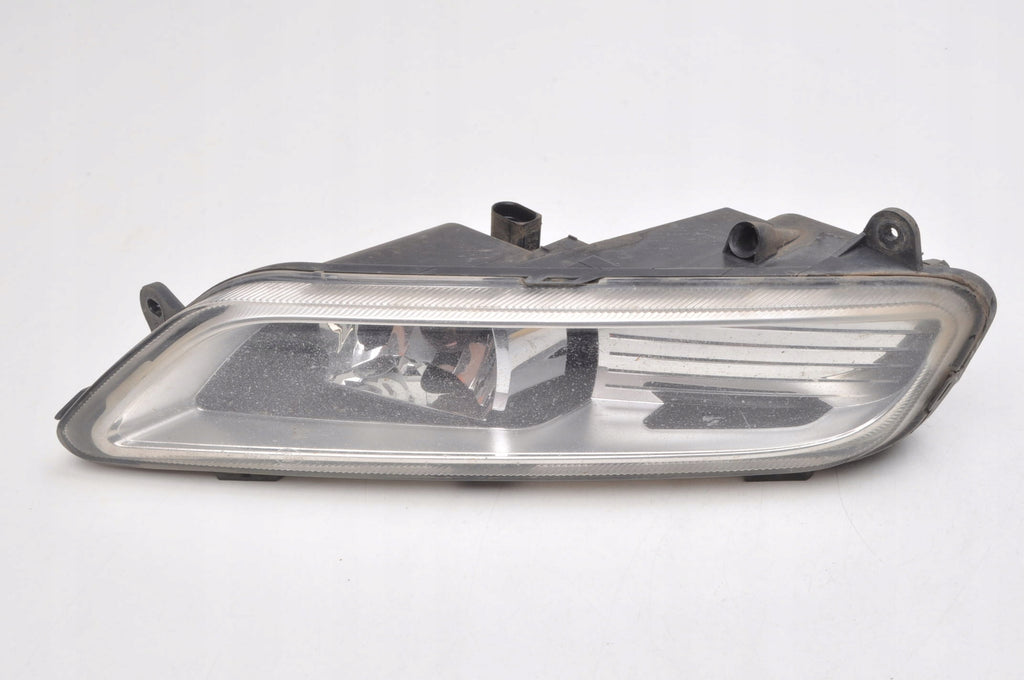 VOLKSWAGEN PASSAT B7 HALOGEN RIGHT