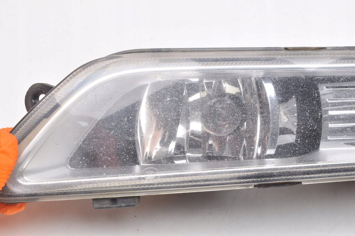 VOLKSWAGEN PASSAT B7 HALOGEN RIGHT