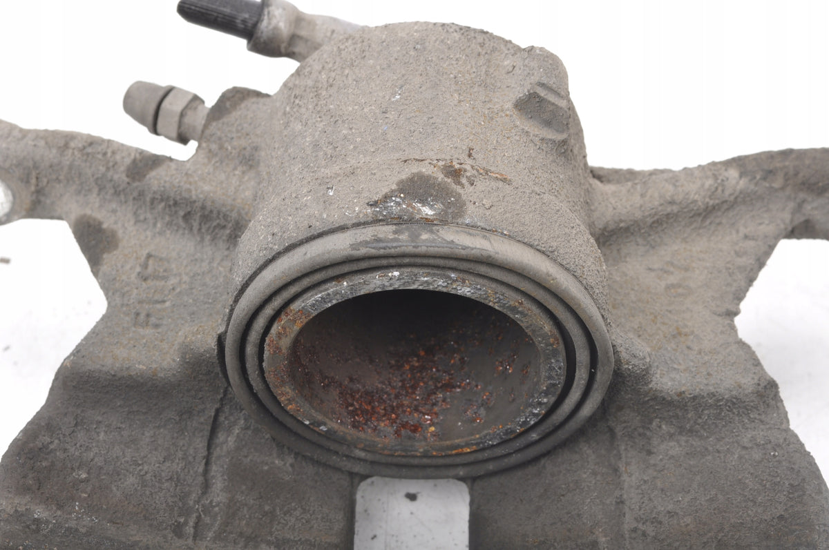 VOLKSWAGEN PASSAT B8 1.8 TSI BRAKE CALIPER LEFT FRONT