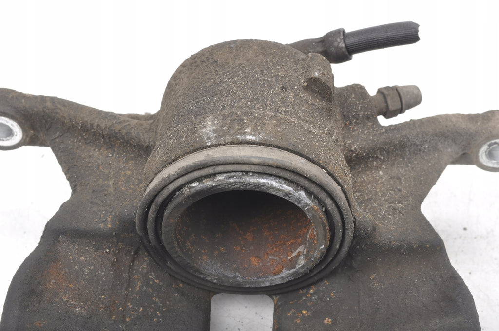 VOLKSWAGEN PASSAT B8 1.8 TSI BRAKE CALIPER RIGHT FRONT